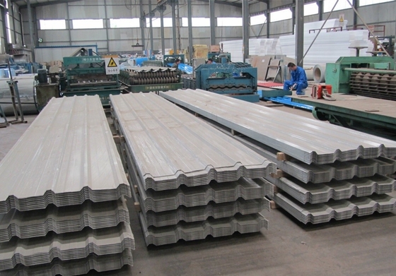 Farbbeschichtete Wellstahlplatten aus Ppgi-Dachplatten Ppgi-Wallstahlplatten aus Zink-Dachplatten Spirale-Dachplatte vorgefärbter Stahl / Ppgi