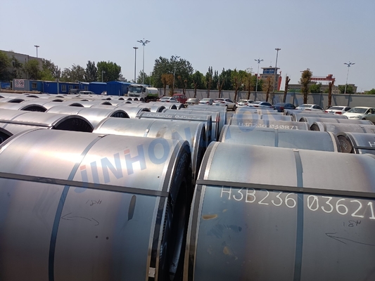 Glatte Oberfläche Warmgewalzte Stahlplatte für ASTM A570 A36 Q195 S235JR HRC Kohlenstoffstahlspule mit niedrigem Kohlenstoffgehalt