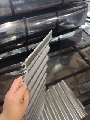 G90/G60/G40/ASTM A653 Toleranz der Galvalume-Dachplatte ±1% Probenprobe frei mit Anpassung für den Bau