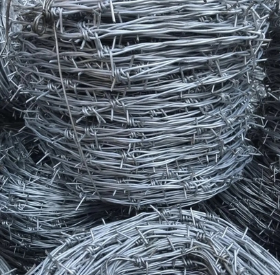 Galvanisierte Rasierschneiderdrahtrolle für Netzsicherheitszaun 12,5 Gauge 18 Gauge PVC beschichtet Eisen 50kg Hot Seller