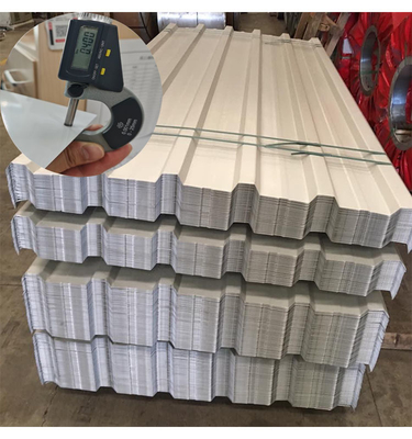 1 mm dickes korrosionsfreudiges Aluminium-Dach mit Farbbeschichtung, gewölbtes Verzinktes Dachblech für Baustoffe