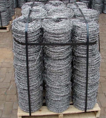 Hot Dip Galvanized Barbed Wire Rolls 50kg Stacheldraht für Rasierer Typ Einziger Rasierer und BSCI-Zertifikat