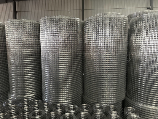Schutz Zaun Technik galvanisiert geschweißtes Eisen gi Drahtnetz mit großen und perforierten