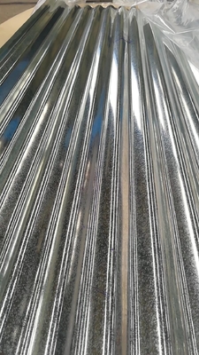 Z30-Z40 Beschichtung BS Standard Verzinkte Eisendachplatte Stahlstruktur Wellplatten Zinkbeschichtete Dachfliesen