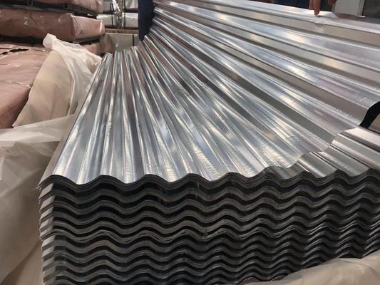 Galvanisierte Metallplatten für Dachbauten Breite 900-999 mm DX51D DX52D Zinkfliesen beschichtet