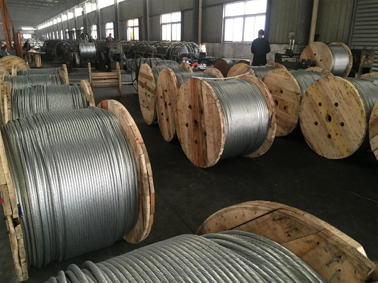Gewicht der Spirale 10 kg-800 kg/Spule 6x36 6x19 Winde Kran Heben Drahtseil Stahl kundenspezifisch verzinktes Kohlenstoffstahl CCS Freischneiden