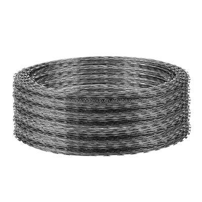 7.5cm-15cm Barb Abstand Edelstahl Stacheldraht Spirale für den Straßenschutz BTO10 BTO22 BTO30 CBT60 CBT65