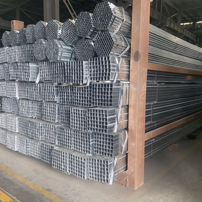 Rechteckige Sektion Form Hot Dip Galvanized Stahlrohr 1,5 mm 2 mm Hohl Quadratrohr MS Rohrgrößen für Struktur Rohr