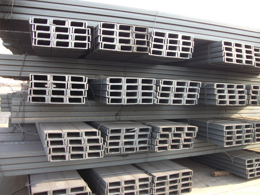 Gewerbliche Gebäude Rechnungsstellung nach tatsächlichem Gewicht Q235B SS400 Q345B Galvanisierter kaltgeformter Abschnitt Stahl Strukturprofil C/U Form Kanalstahl