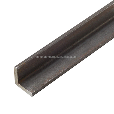 Verarbeitungsdienst Schweißen gleicher Warmgewalzter 30*50 1,8 mm*3 m ASTM A36 A53 Q235 Q345 Schlittenwinkelbar Stahlwinkelbar
