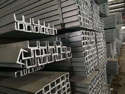 CIF/CFR/FOB/EX-WORK Begriff U-Kanal-Kohlenstoffstahl für das Stützsystem ASTM Standard Q235 Q345 SS400 0,8 mm-3,0 mm Dicke