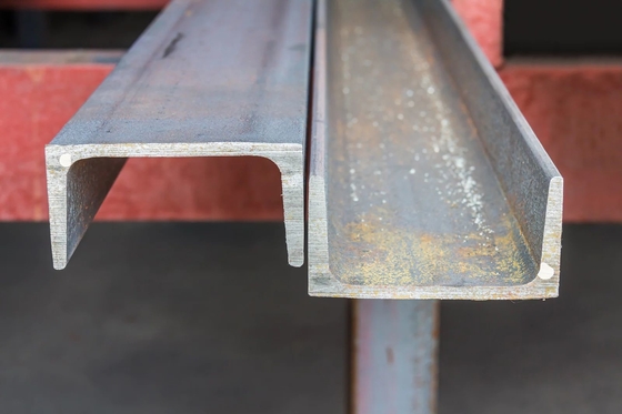 CIF/CFR/FOB/EX-WORK Begriff U-Kanal-Kohlenstoffstahl für das Stützsystem ASTM Standard Q235 Q345 SS400 0,8 mm-3,0 mm Dicke