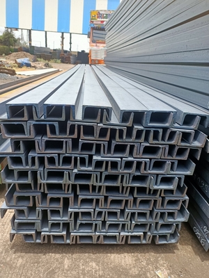 CIF/CFR/FOB/EX-WORK Begriff U-Kanal-Kohlenstoffstahl für das Stützsystem ASTM Standard Q235 Q345 SS400 0,8 mm-3,0 mm Dicke