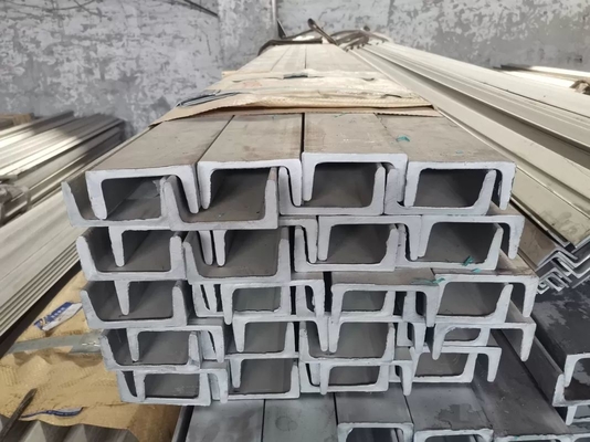 CIF/CFR/FOB/EX-WORK Begriff U-Kanal-Kohlenstoffstahl für das Stützsystem ASTM Standard Q235 Q345 SS400 0,8 mm-3,0 mm Dicke
