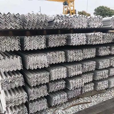 Grundlegende Edelstahlwinkelliner 100*100*5mm 75*75*5mm für Strukturanwendungen