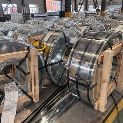 Schneidedienst 90g Galvanisierte Stahlspule Q235 1.6*1220mm Heißgetipptes Galvanisiertes Stahlblech in Spulen AZ150 G550