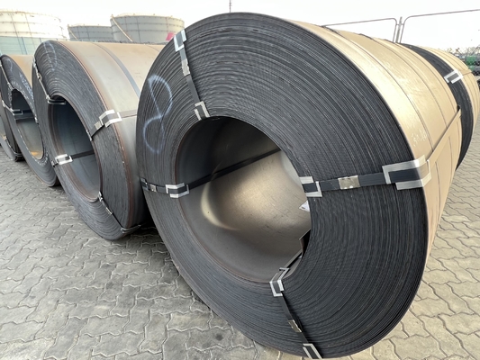 Warmgewalzte Kohlenstoffstahlspule Q195 Q215 Q235 Q255 Q275 Q355 Ss400 für flache Stahlplatten