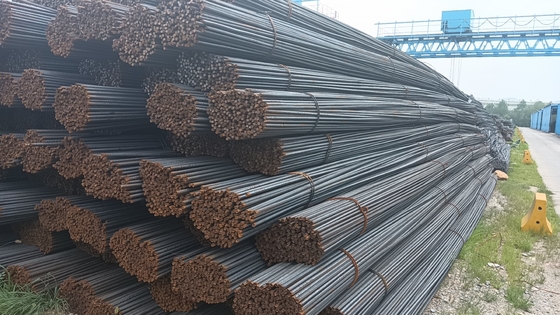 Hohe Qualität HRB400/500 ASTM A615 BS4449 Kohlenstoffstahlverstärker für gewerbliche Gebäude 8M Länge