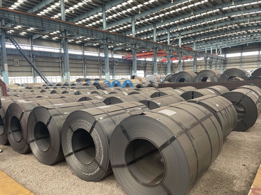 Finden Sie die perfekte Passform mit Q235 Q345 St37 Q195 Warmgewalzte Kohlenstoffstahlspule in Breite 1000-1500mm