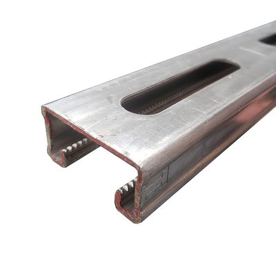 Standard-Edelstahl 3m 6m C-Kanal Perforierter Stahlprofil Stützkanal BA/2B/NO.1/NO.3/NO.4/8K/HL/2D/1D