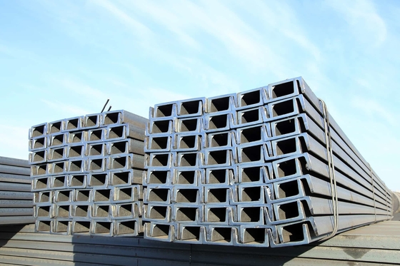 2024 Struktural galvanisierter C-Kanal aus Stahl in U-Form für nicht-perforierte Gewerbegebäude