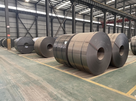 A36-Klasse 1,2 mm 1,5 mm bis 12 mm Weiches HRC Ms Schwarzes Kohlenstoff-Hochgewalzte Band Spaltstahlspulenblatt
