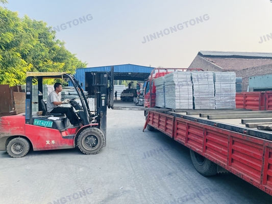 China Fabrik Nicht rutschfähige Edelstahlgitter 1m * 6m Edelstahl Dusche Bodengitter individuell