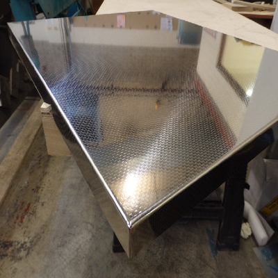Versatile Edelstahlplatten und -bleche: 2B, 201, J1, J2, 304, 304L, 316, 321, perfekt für flache Oberflächen, Bau