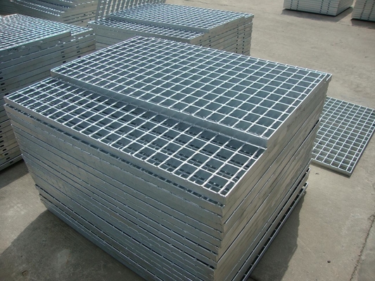 Preis angemessen Pulver beschichtet Edelstahl Streifen Boden Entwässerung Gitter 19-w-4 15-w-4 11-w-4 gezackten Stahlgitter