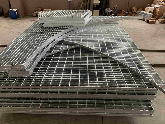 Fabrikpreis sehr gute Qualität Edelstahl SS316 SS304 Gehplattformgitter oder HDG Stahl &amp; Metallgitter
