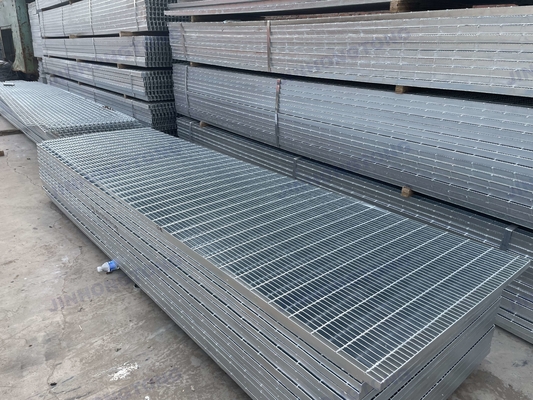 Hergestellt in China Fabrik Galvanisiertes Metall Stahl Q235 345 Gitter Gehweg Plattform Treppenfußboden