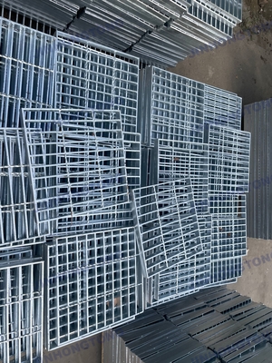 Warmverkauf JHT galvanisiertes Stahldeckgitter Gehweg Beste Stahlgitter für einen Gehweg Stahlgitter Q235 201 304 316 345