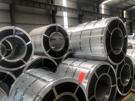 Fabrikpreis Warmverkauf Zink beschichtet galvanisierte Stahlspule DX51D DX52D 600-1500mm Breite Warmgewalzt für Bau und Dekoration